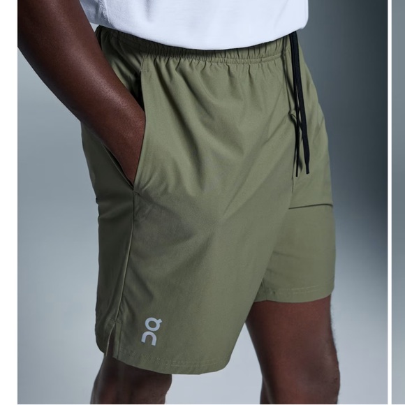 On Running Men's 7” Core Shorts - Picture 5 of 6